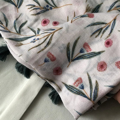 Fashion Black White Branch Floral Tassel Viscose Shawl Scarf Lady High Quality Wrap Pashmina Stole Bufanda Muslim Hijab 180*90Cm